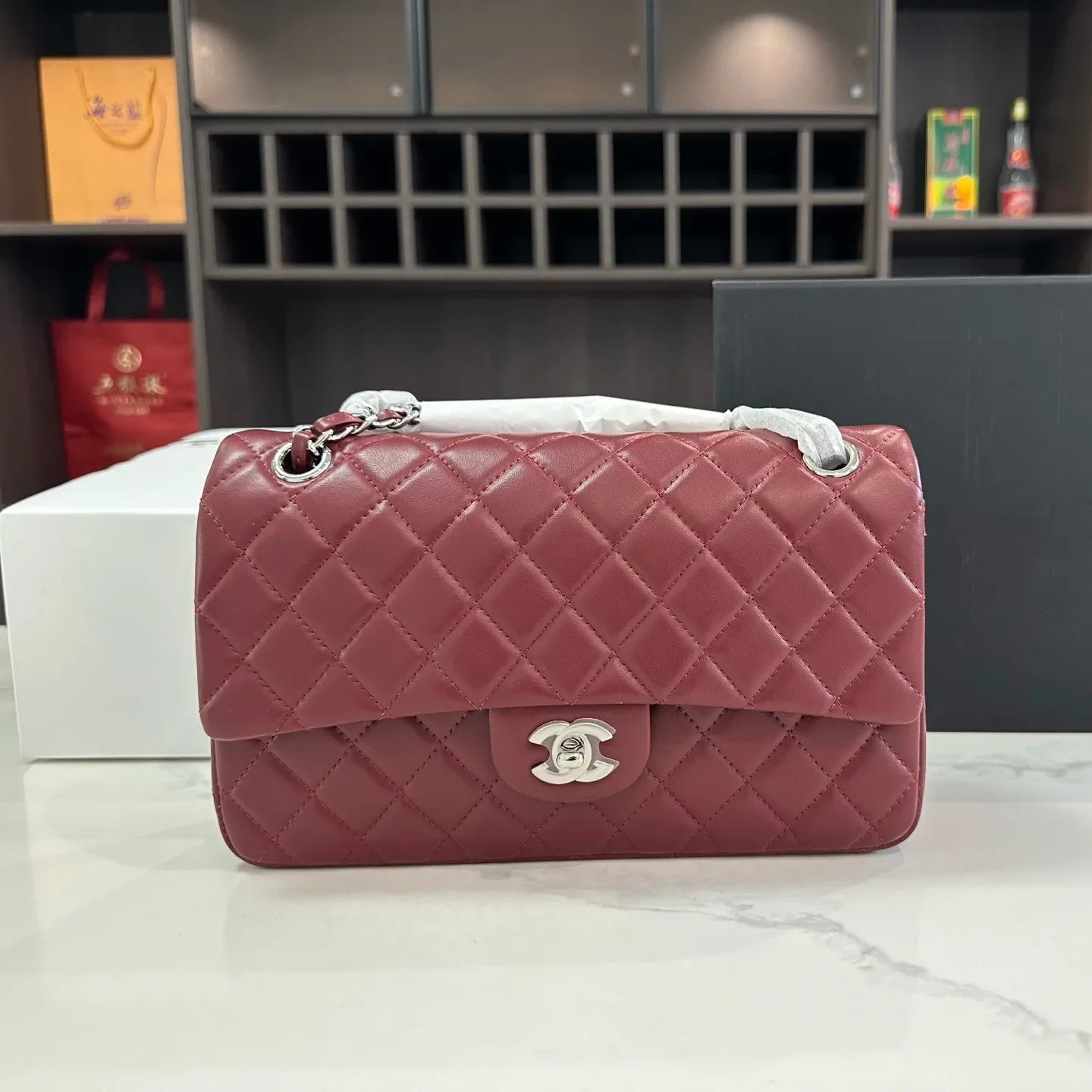 Women’s Luxury Handbag High-Quality Leather Classic Chain Quilted Bag