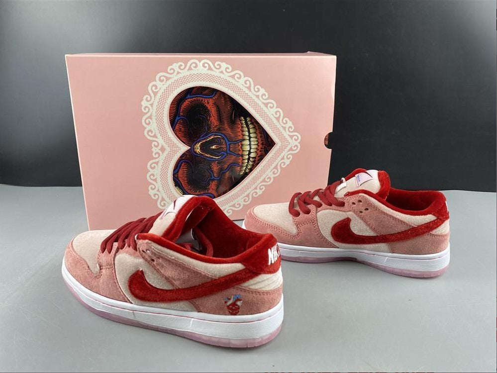 SB Dunk Low StrangeLove Skateboards Shoes Sneakers
