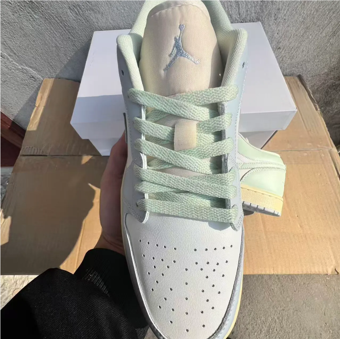 Air Jordan 1 Low Sail Aura Shoes Sneakers