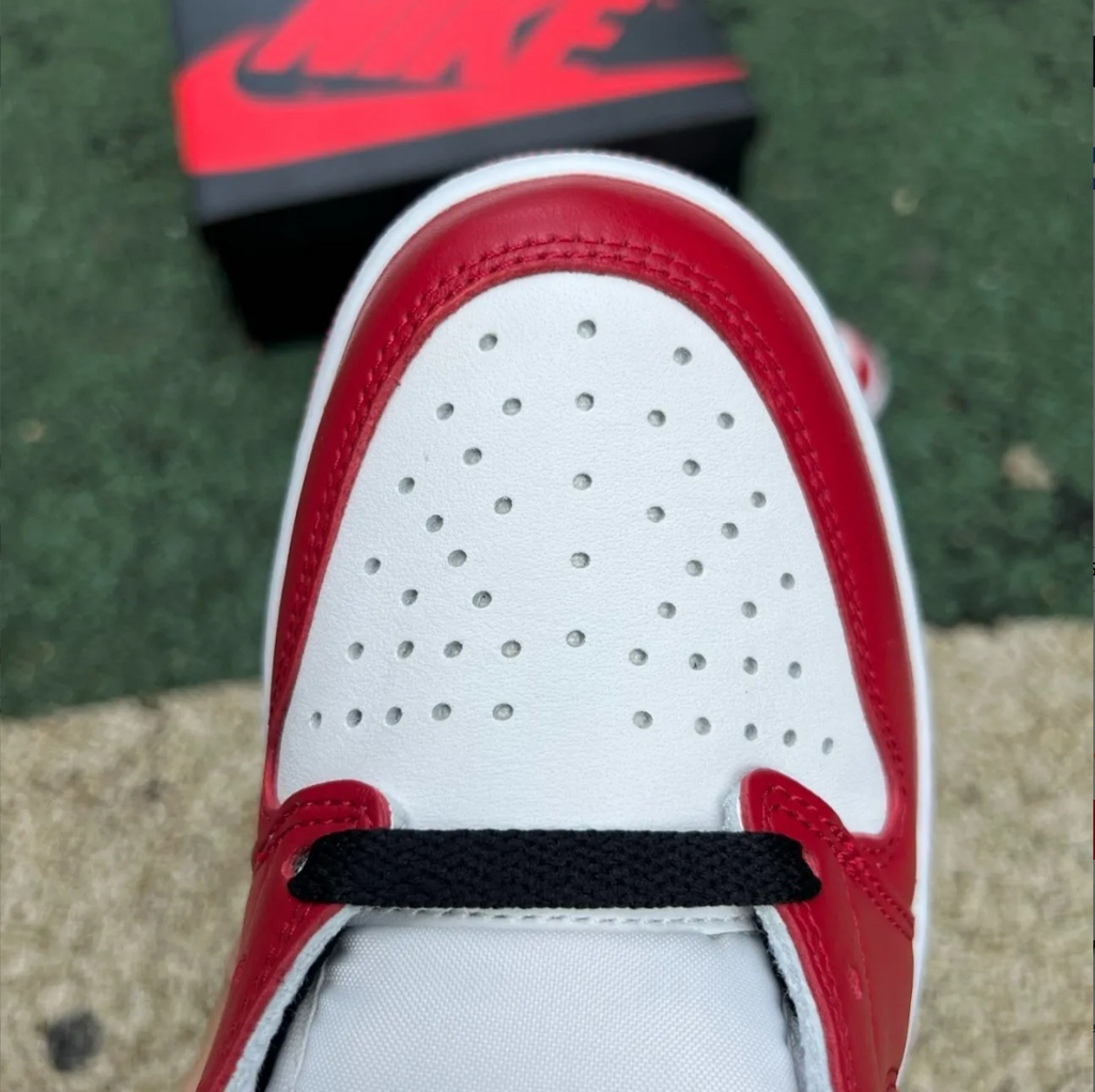 Air Jordan 1 Low OG Chicago 2025 Shoes Sneakers