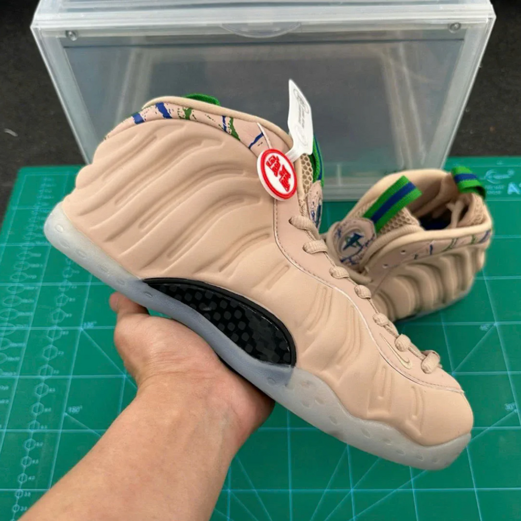 Air Foamposite One Particle Beige Shoes Sneakers