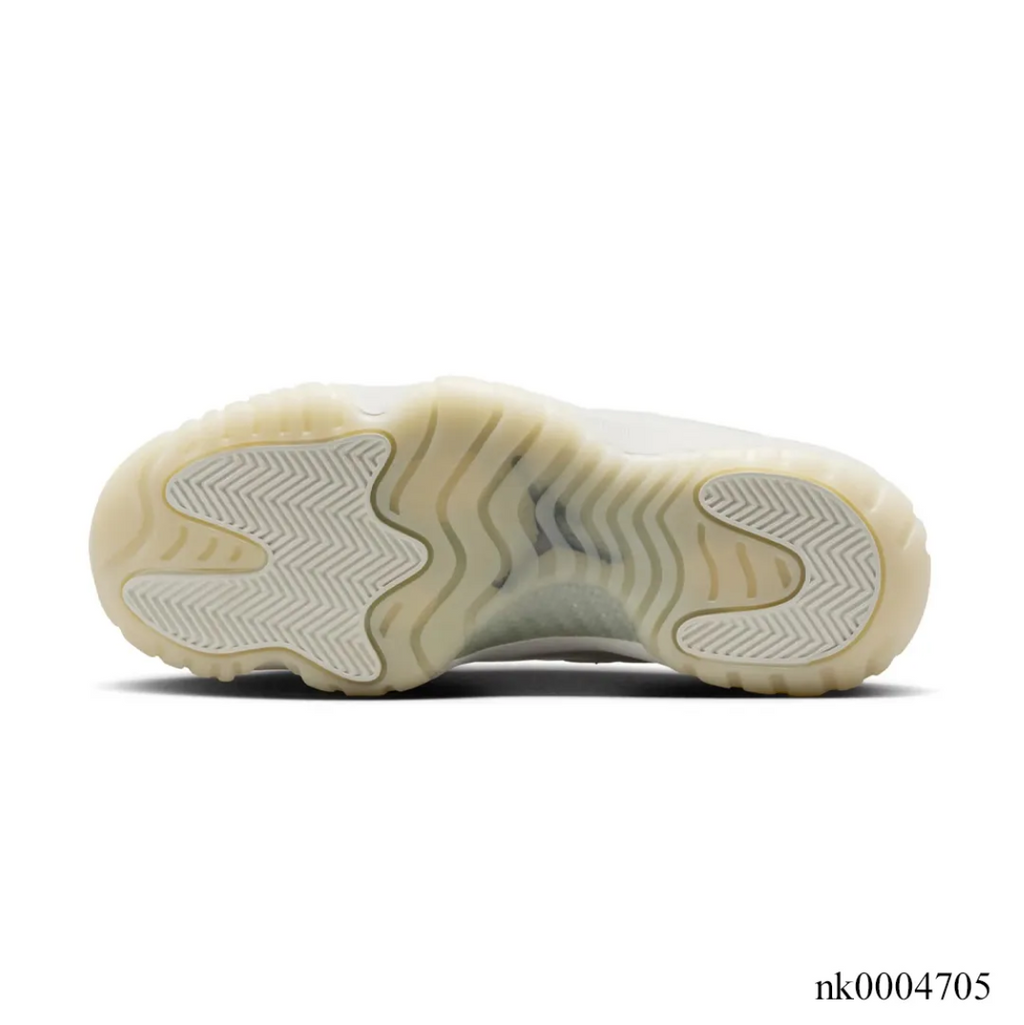 Air Jordan 11 Pearl Shoes Sneaker