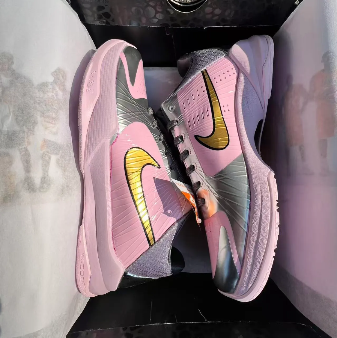 Kobe 5 Protro Arike Ogunbowale PE Shoes Sneakers