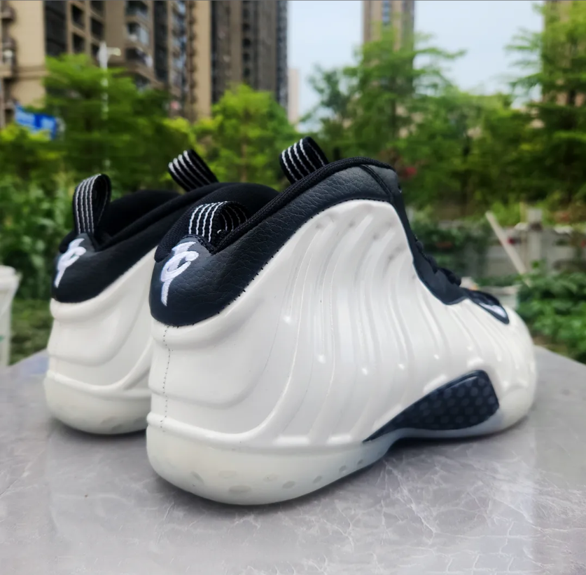Air Foamposite One Penny PE White Shoes Sneakers