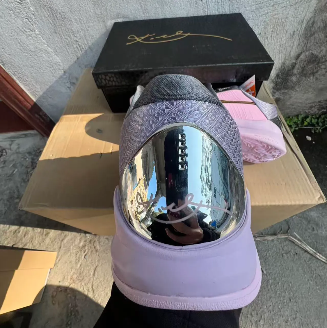 Kobe 5 Protro Arike Ogunbowale PE Shoes Sneakers