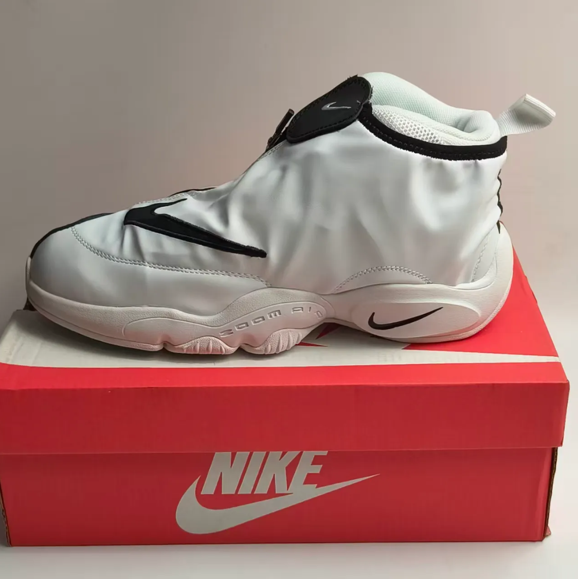 Air Zoom Flight The Glove SL ‘White Poison Green’ Shoes Sneakers