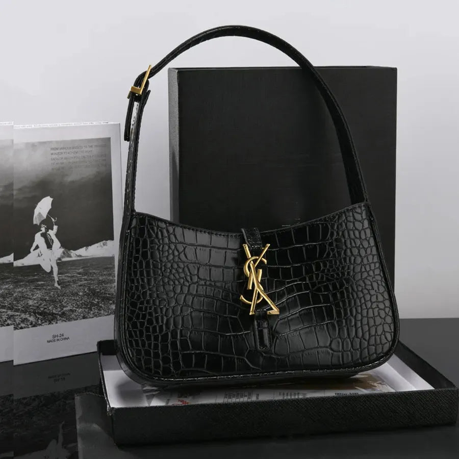 Luxury Cowhide Shoulder Bag Women’s Classic Black Envelope Crossbody